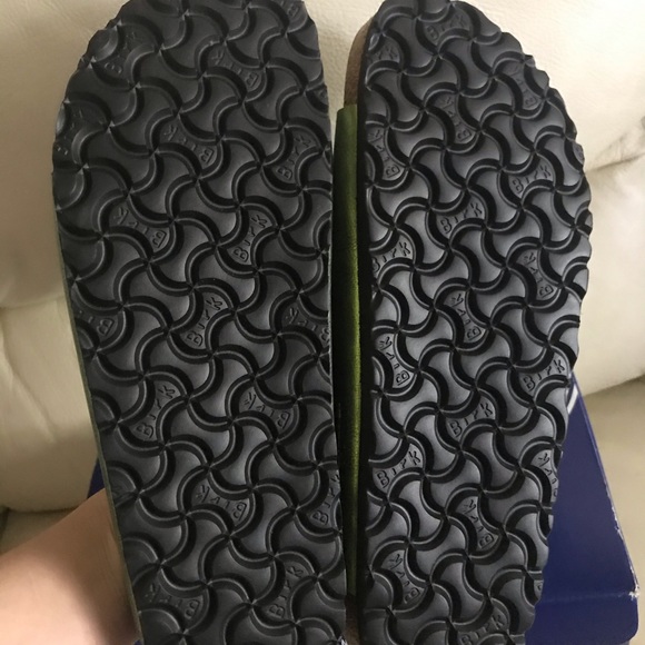 SALE!💥Birkenstock sz 42(11-11.5) - Picture 6 of 7